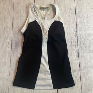 Athleta Turbocharge Black and White Tank Top Size XS
